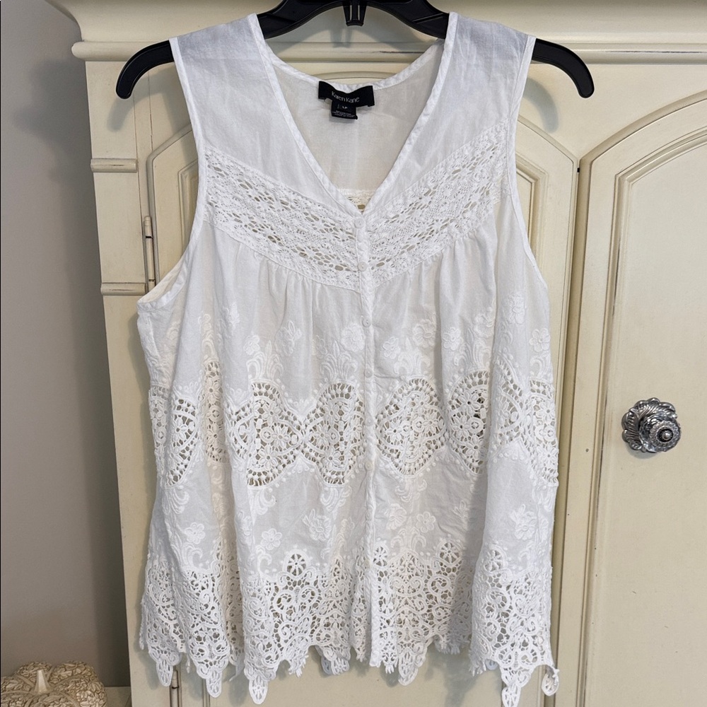 Karen Kane White Lace V-Neck Blouse large petite